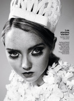 Эксцентричная фотосессия Лили Коул
