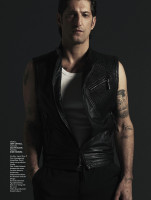 Тони Вард в мексиканском Elle