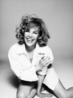 Кайли Миноуг специально для Glamour