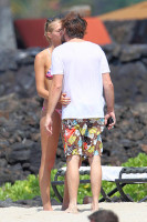 Леонардо ДиКаприо, Эрин Хизертон и Тоби Магуайр отдыхают на Гавайах