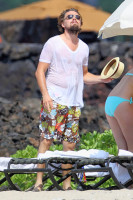 Леонардо ДиКаприо, Эрин Хизертон и Тоби Магуайр отдыхают на Гавайах