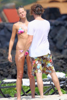 Леонардо ДиКаприо, Эрин Хизертон и Тоби Магуайр отдыхают на Гавайах