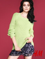 Джессика Стэм в рекламе H&amp;M 