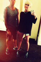 Новая стрижка Майли Сайрус