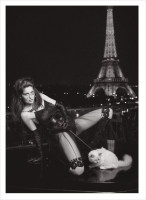 Кот Карла Лагерфельда снялся вместе с Летицией Кастой