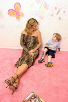 Хайди Клум отправляет всех в детство