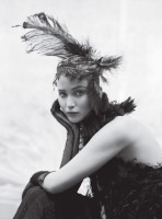 Дженифер Лоренс журнале W