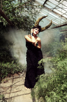 Темная сторона модели  Паулы Будзинской 