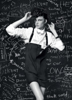 Модели стали студентками