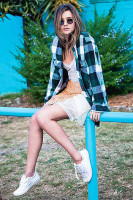 Миранда Керр в образе соседской дечонки