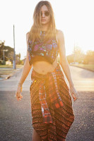 Миранда Керр в образе соседской дечонки