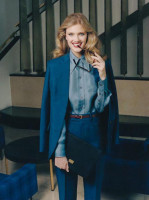 Модели стали библиотекаршами