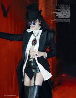 Голландский Vogue отметил Хэлоуин