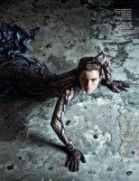 Голландский Vogue отметил Хэлоуин