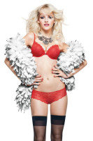 Гинта Лапина в рекламе нижнего белья