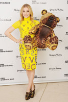 Хлоя Морец попрощалась с детством