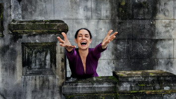 Представлен знаменитый календарь Pirelli на 2013 год