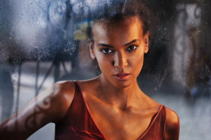 Представлен знаменитый календарь Pirelli на 2013 год