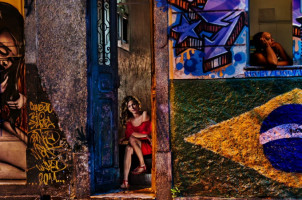 Представлен знаменитый календарь Pirelli на 2013 год