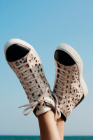 Изабели Фонтана в рекламе Bergdorf Goodman