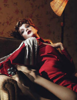 Джессика Стэм в журнале W