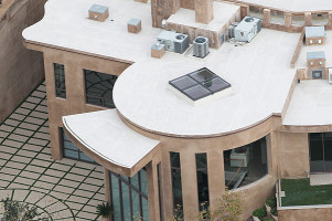 Рианна купила дом за 12 миллионов долларов