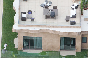 Рианна купила дом за 12 миллионов долларов