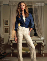 Фрида Густавсон в голландском Vogue