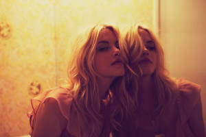 Эшли Смит рекламирует Love &amp; Lemons