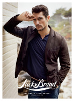 Дэвид Ганди и Магдалена Фраковяк в рекламе Lucky Brand