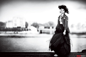 Хлоя Морец в Teen Vogue