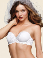 Миранда Керр стала невестой