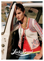 Дэвид Ганди и Изабели Фонтана в рекламе Lucky Brand 