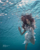 Анжела Джонсон стала русалкой