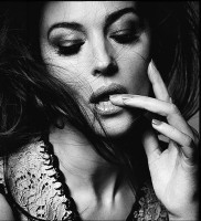 Моника Беллуччи в журнале Grazia Italia 