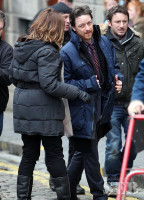 Джеймс МакЭвой на съемках фильма «Грязь»