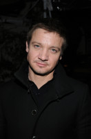 Джереми Реннер