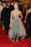 Джулианна Хаф в Topshop