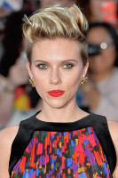 Скарлетт Йоханссон - 35,5 миллионов долларов