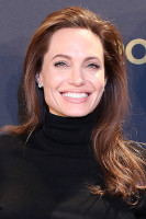 Анджелина Джоли - 15 миллионов долларов