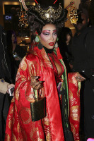 Джун Амброуз