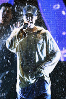 Джастин Бибер