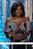 Виола Дэвис