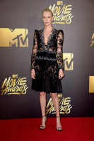 Шарлиз Терон