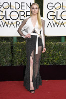 Софи Тернер