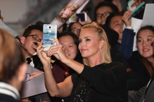 Шарлиз Терон