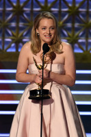 Элизабет Мосс