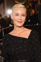 Конни Нильсен