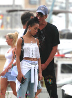 FKA Twigs и загадочный молодой человек