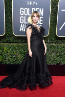 Лили Джеймс